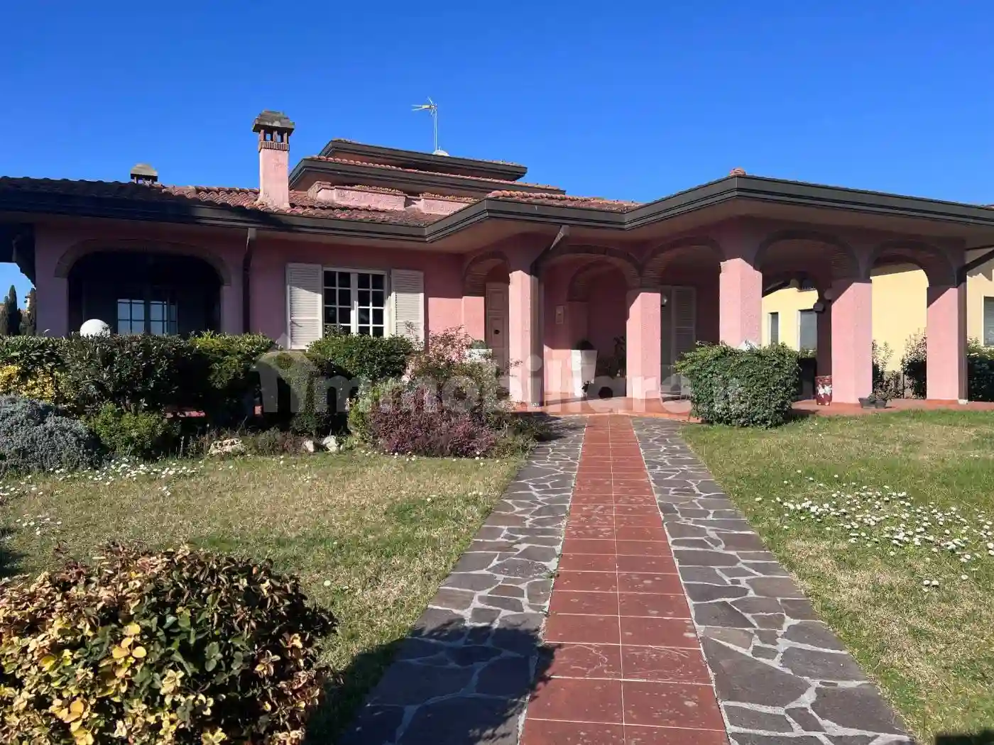 Villa - foto 3