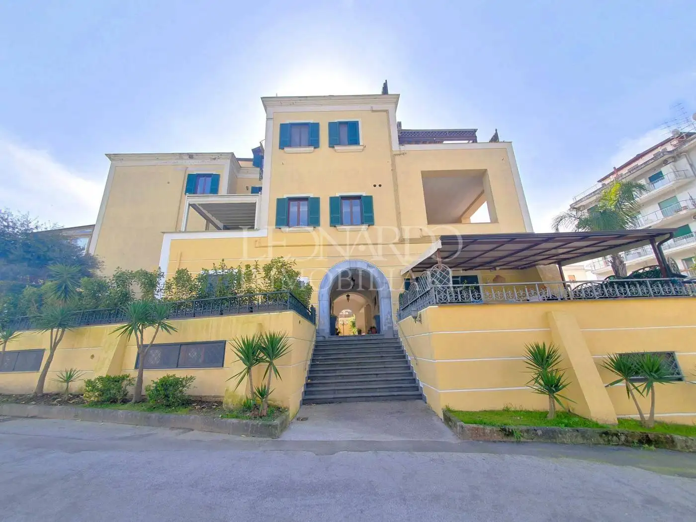 Appartamento in vendita a Napoli