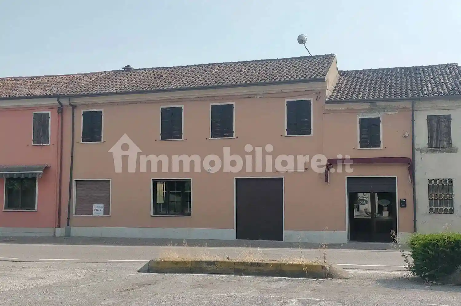 Palazzo - Edificio in vendita a Cerea