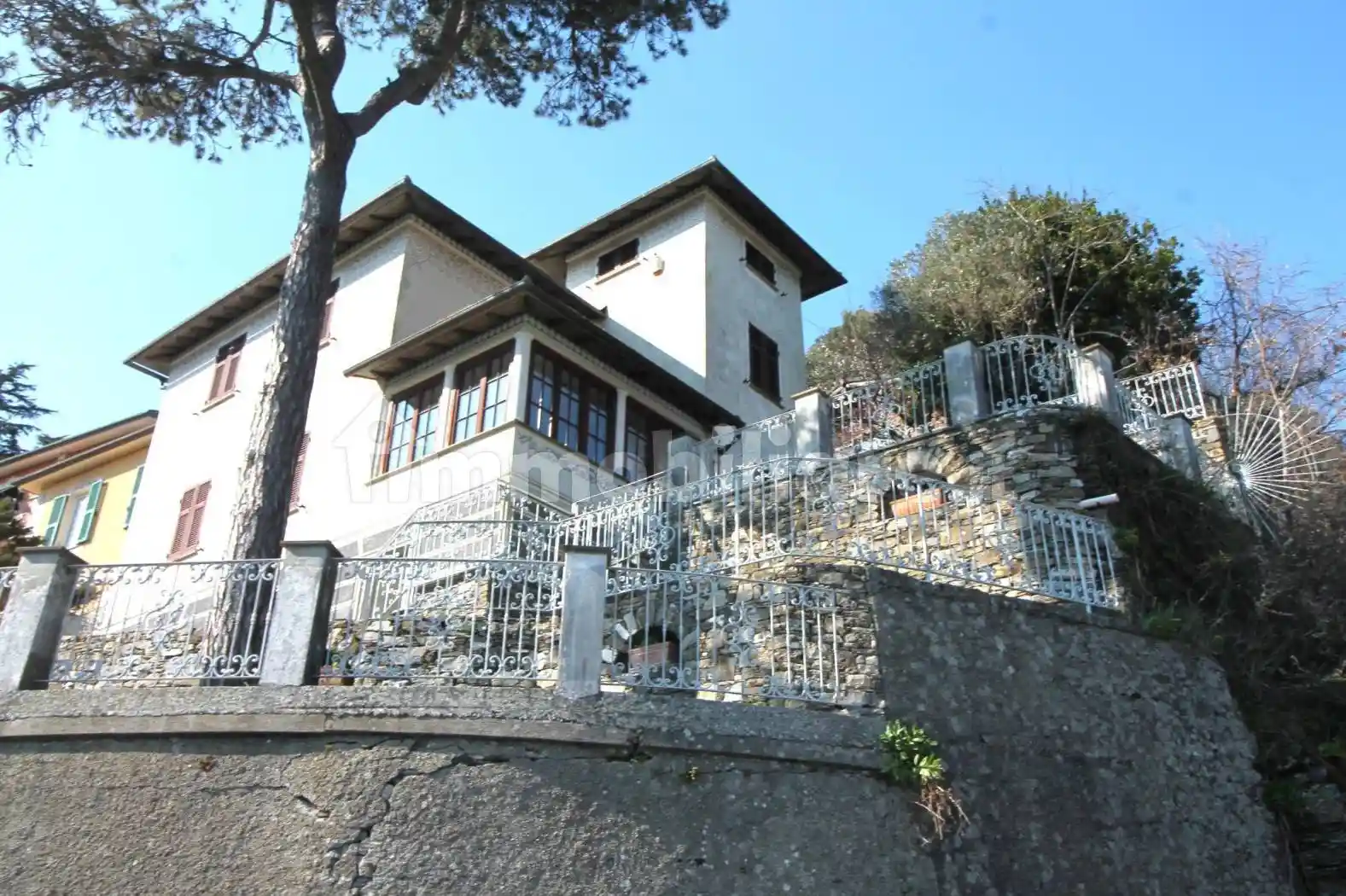 Villa in vendita a Uscio