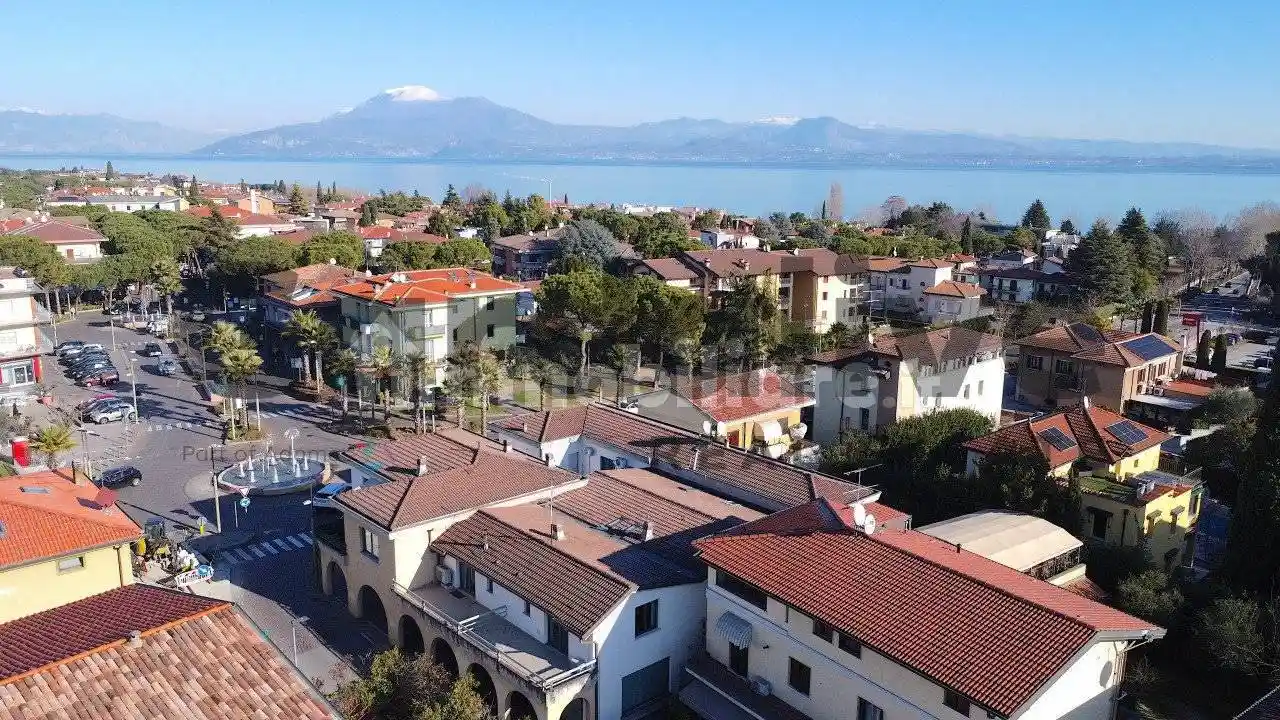 Appartamento in vendita a Sirmione