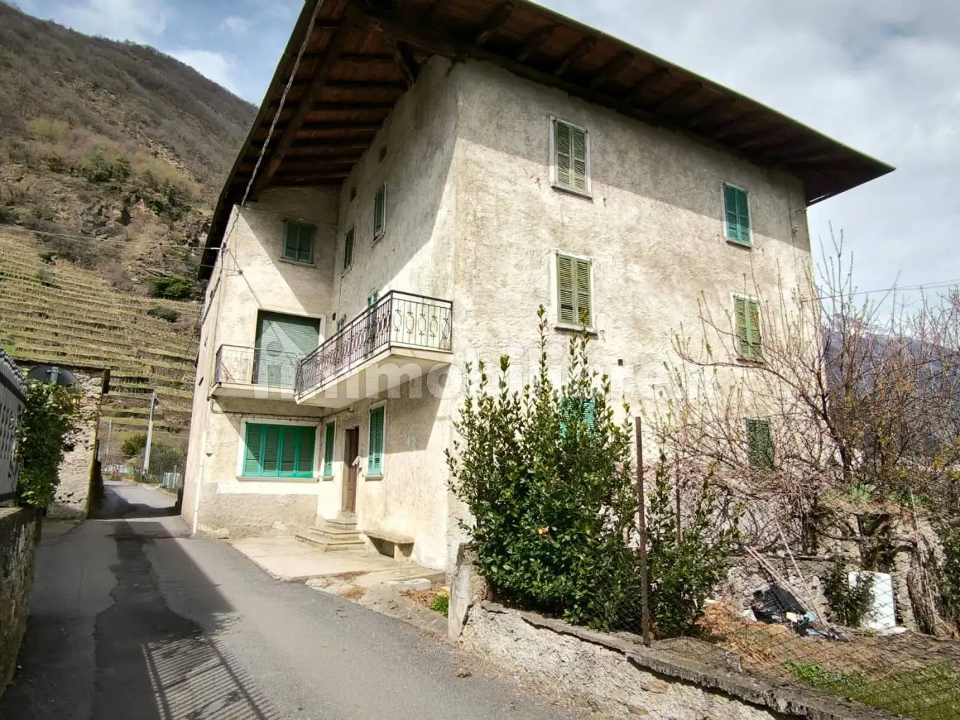 Casa indipendente in vendita a Villa di Tirano