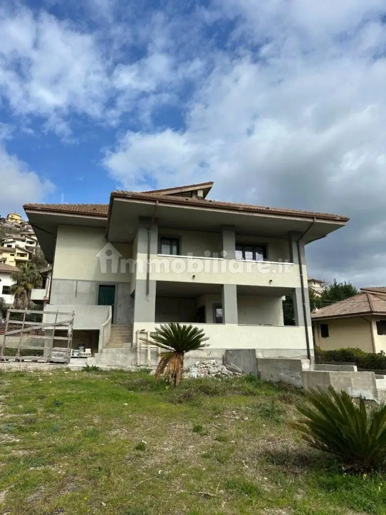 Villa in vendita a Gimigliano