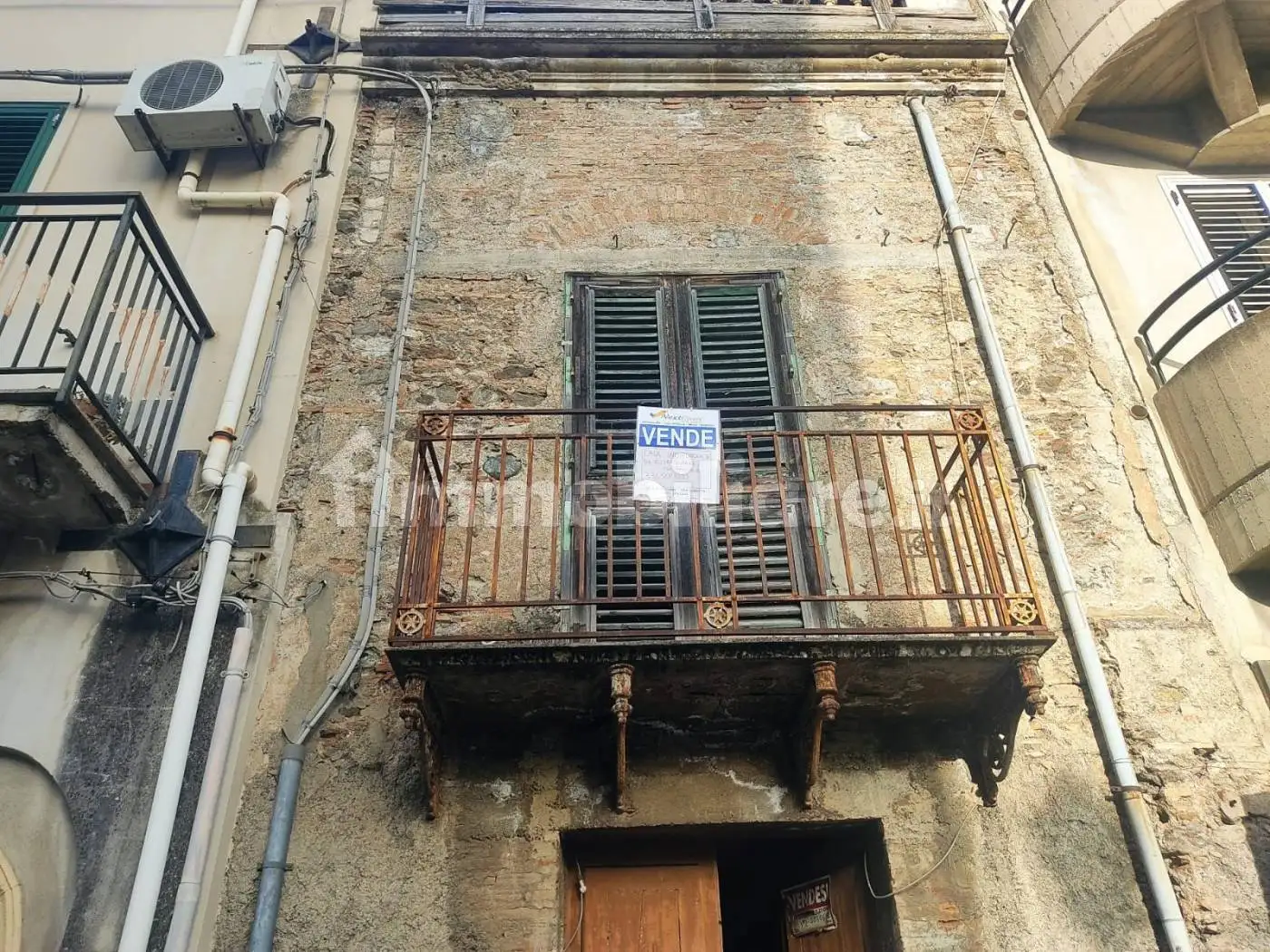 Casa indipendente in vendita a Santa Lucia del Mela