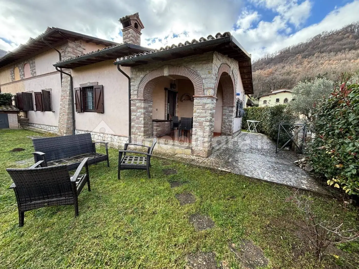 Villa in vendita a Rocca di Botte