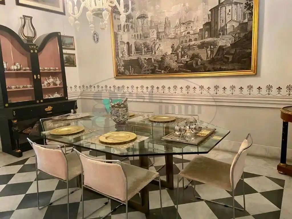 Appartamento in vendita a Livorno