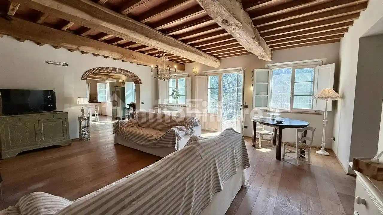 Rustico - Casale in vendita a Capannori