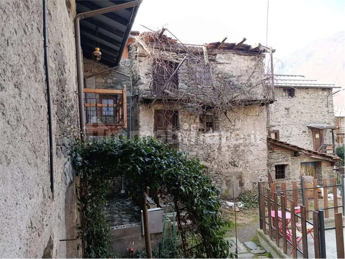 Rustico - Casale in vendita a Pontey