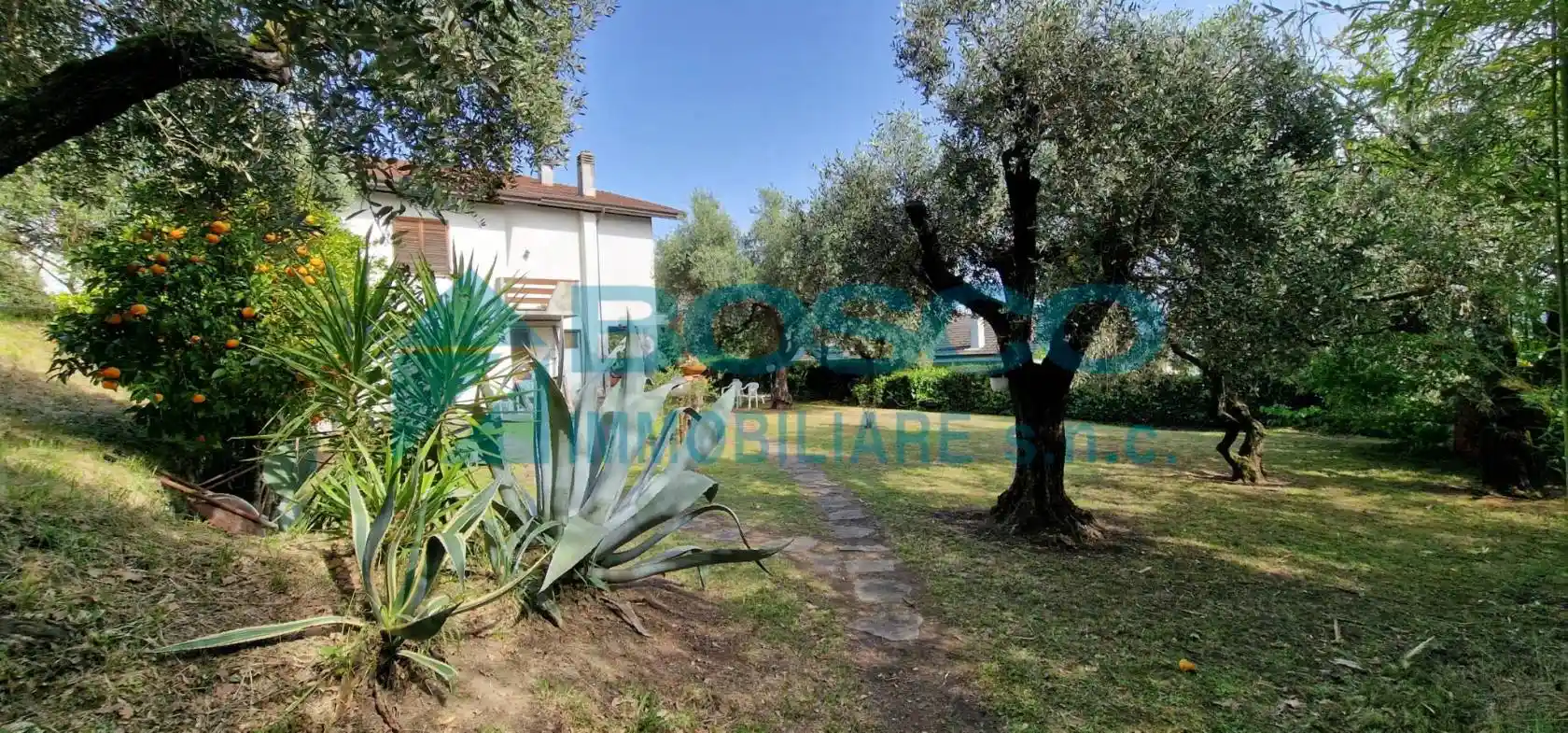 Villa in vendita a Bolano