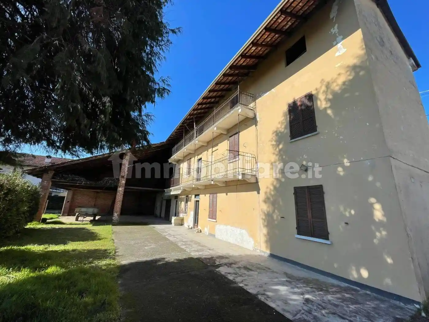 Casale via Roma 43, Fara Novarese - foto 5