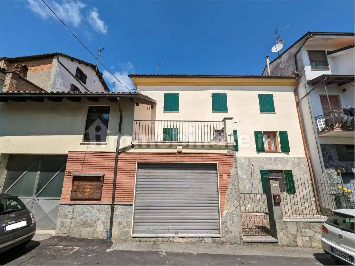 Casa indipendente in vendita a Castel Rocchero