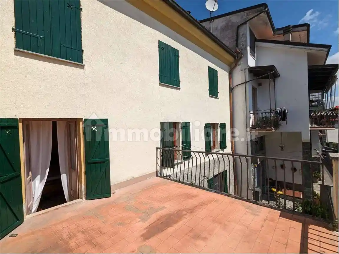 Terratetto unifamiliare 250 m², buono stato, Castel Rocchero - foto 3