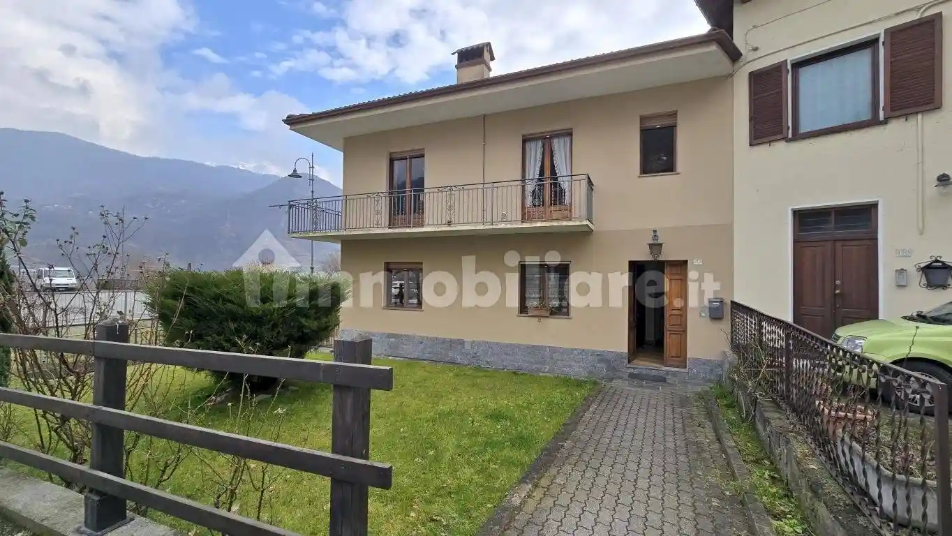 Quadrilocale frazione Fabbrica, 152, Fabbrica, Champdepraz - foto 4