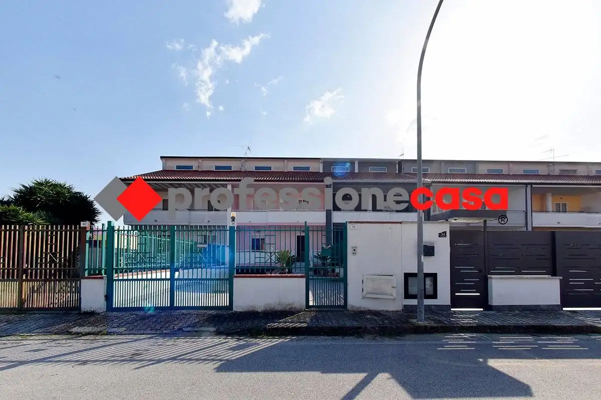 Villetta a schiera in vendita a Santa Maria Capua Vetere