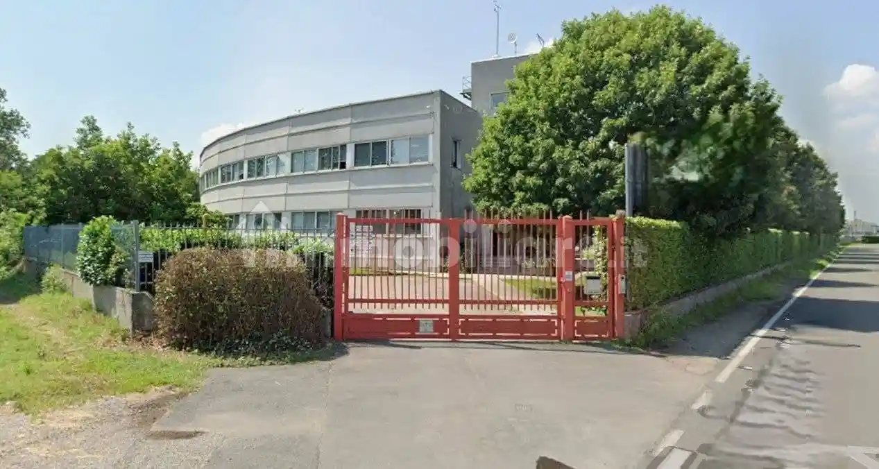 Palazzo - Edificio in vendita a Settala