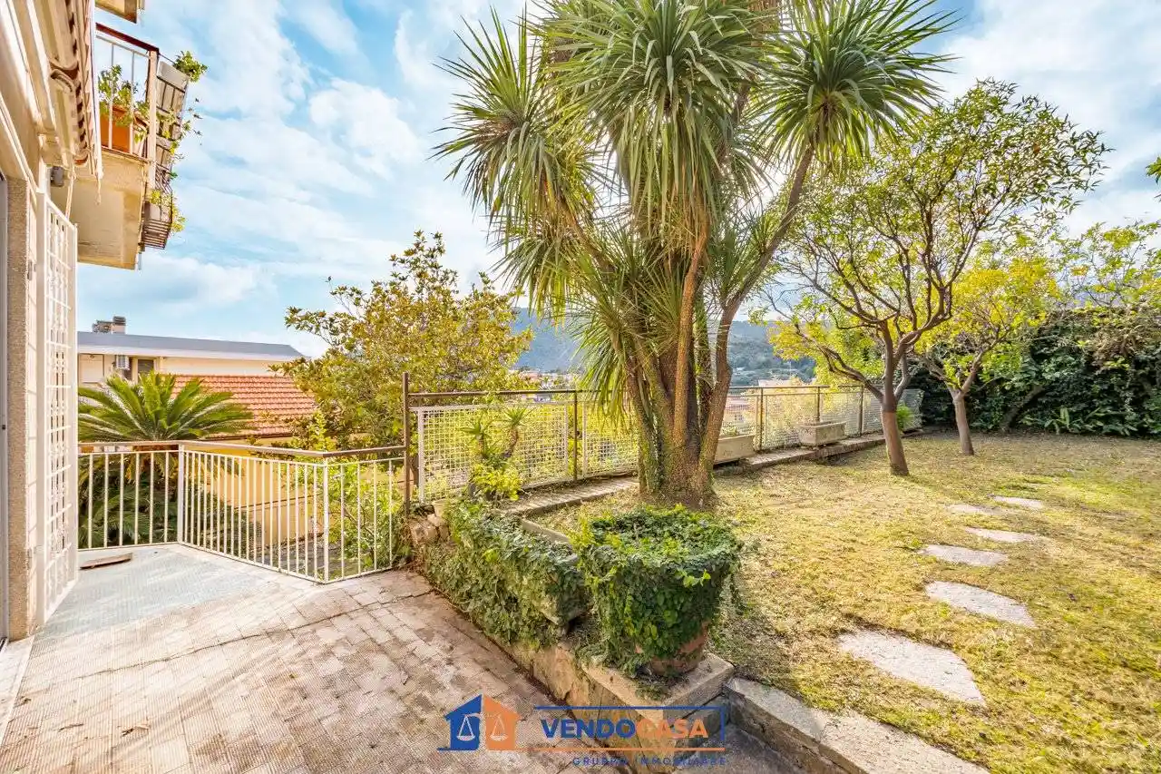 Appartamento in vendita a Alassio