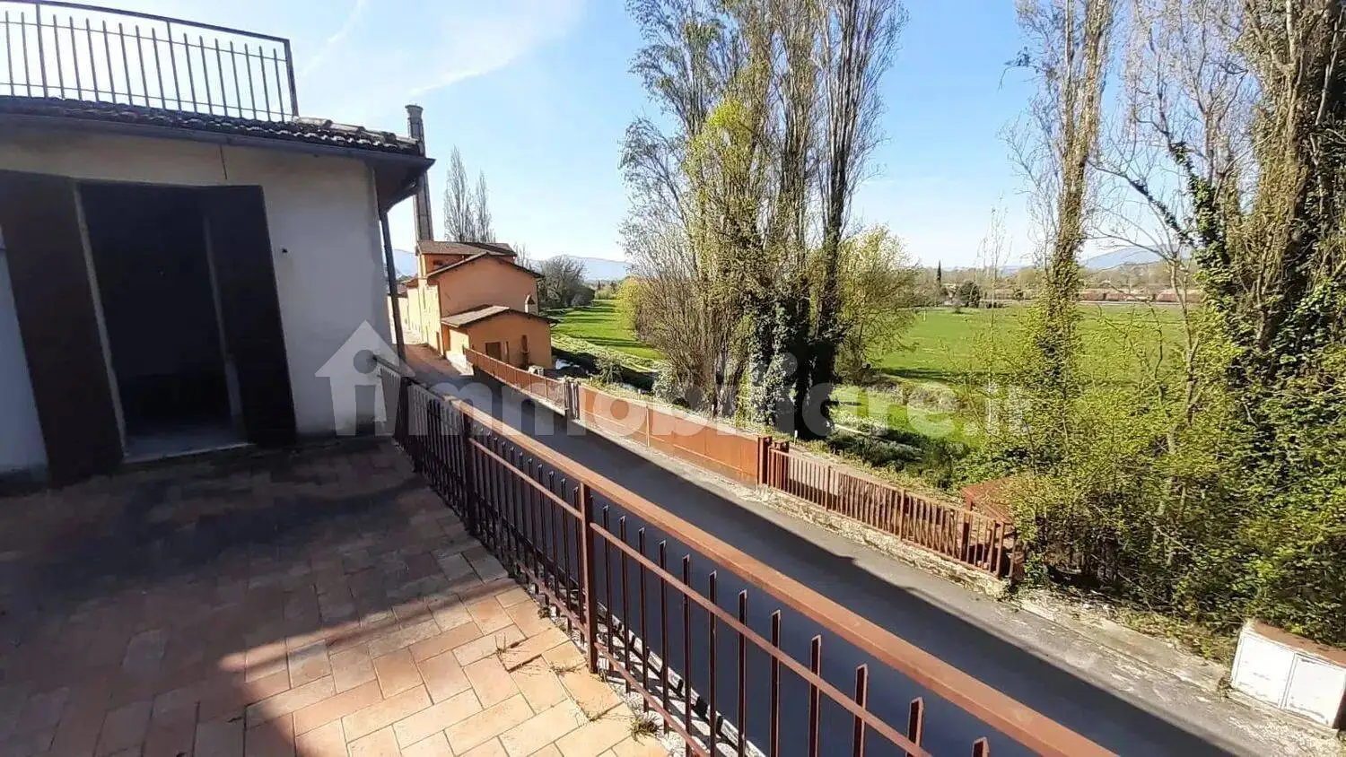 Appartamento in vendita a Campello sul Clitunno