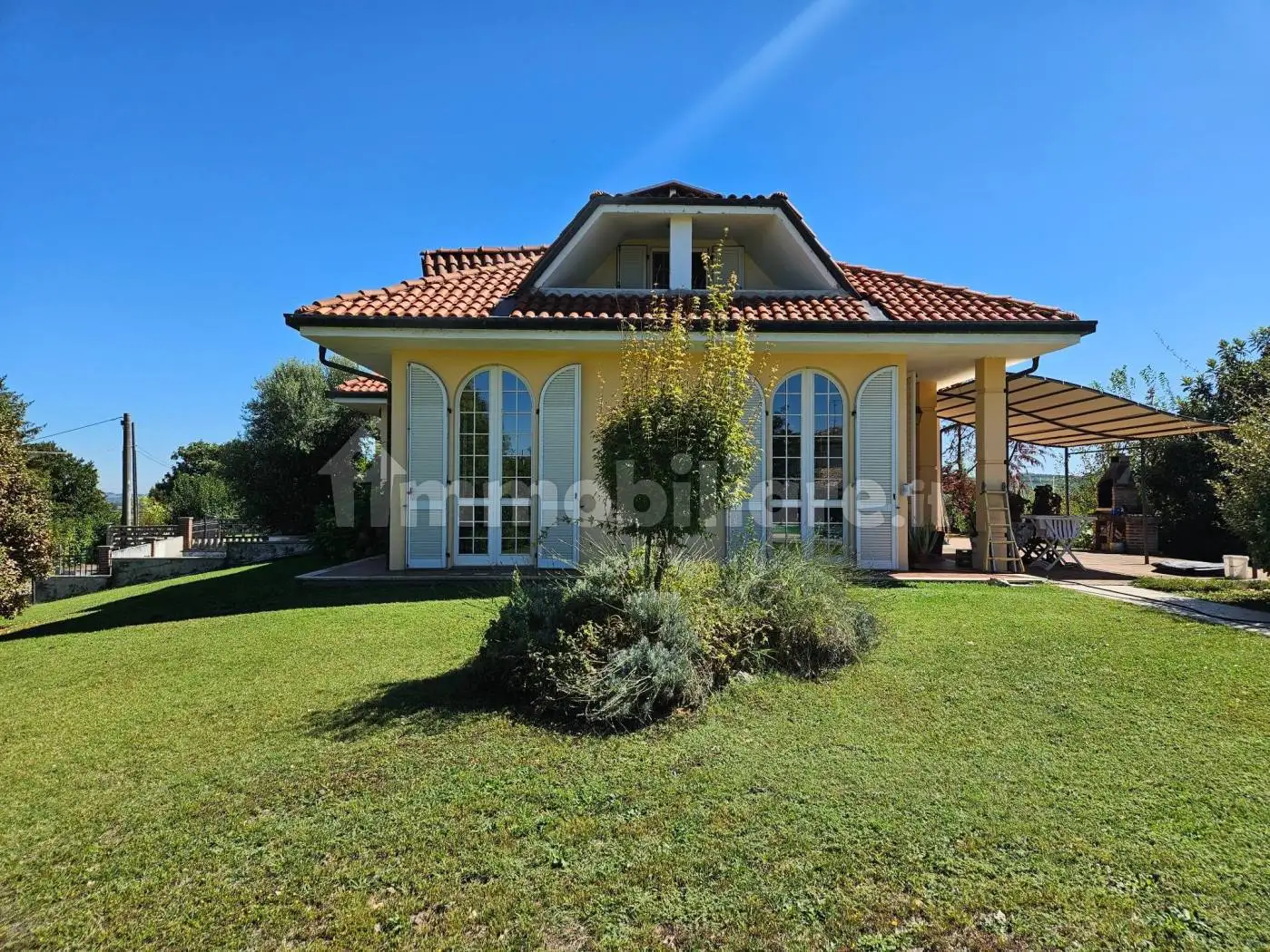Villa in vendita a Conzano