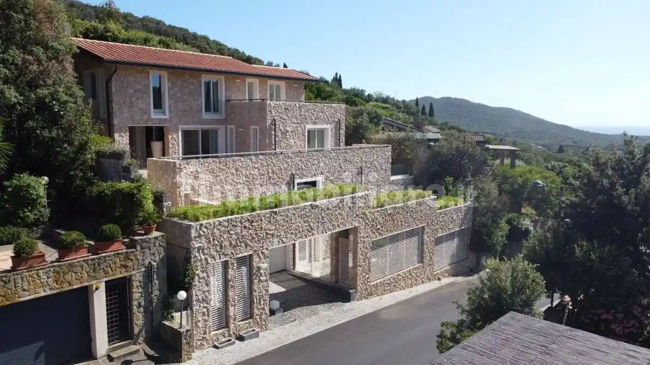 Villa in vendita a Castiglione della Pescaia