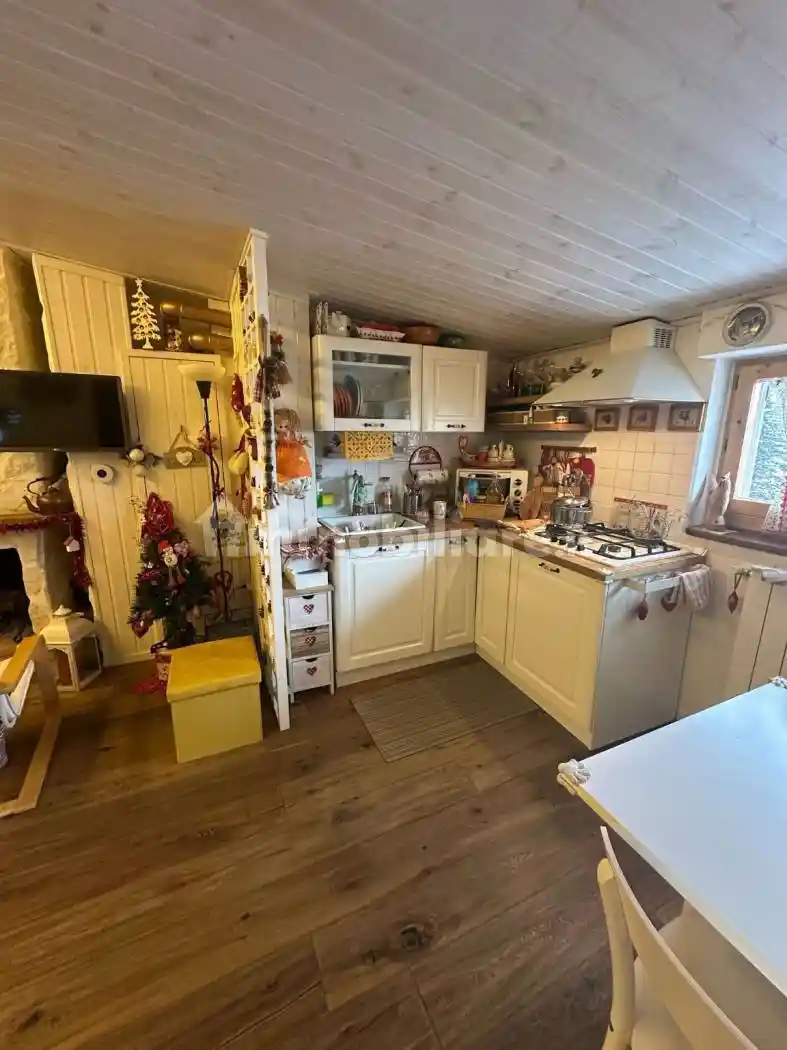 Bilocale via San Bernardino 8, Centro, Roccaraso - foto 2