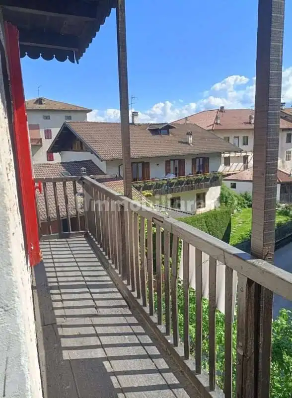 Casa indipendente in vendita a Contà