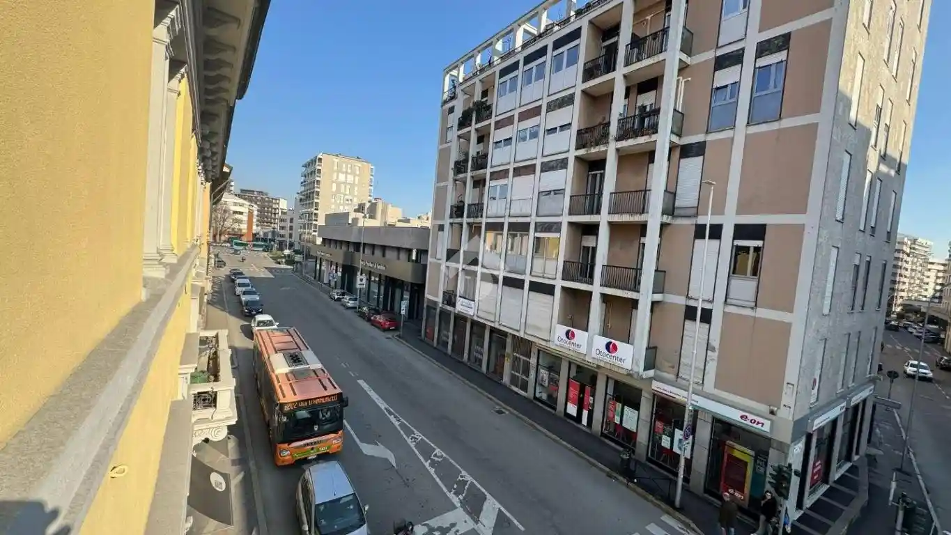 Quadrilocale via San Gottardo 2, San Biagio, Monza - foto 2