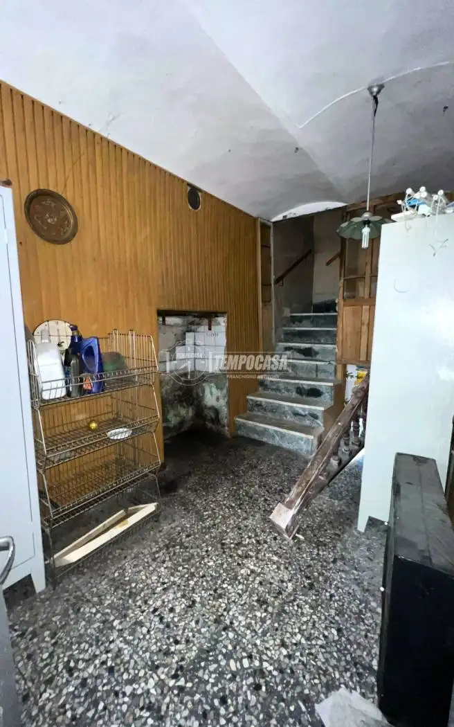 Rustico - Casale in vendita a Castagnito