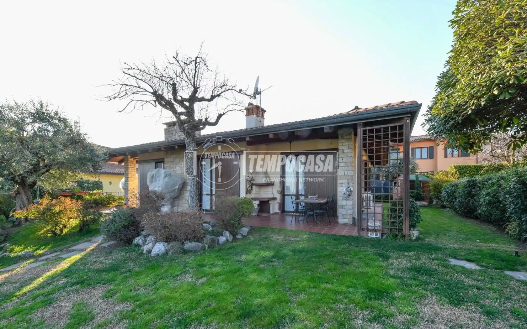 Villa in vendita a Puegnago sul Garda