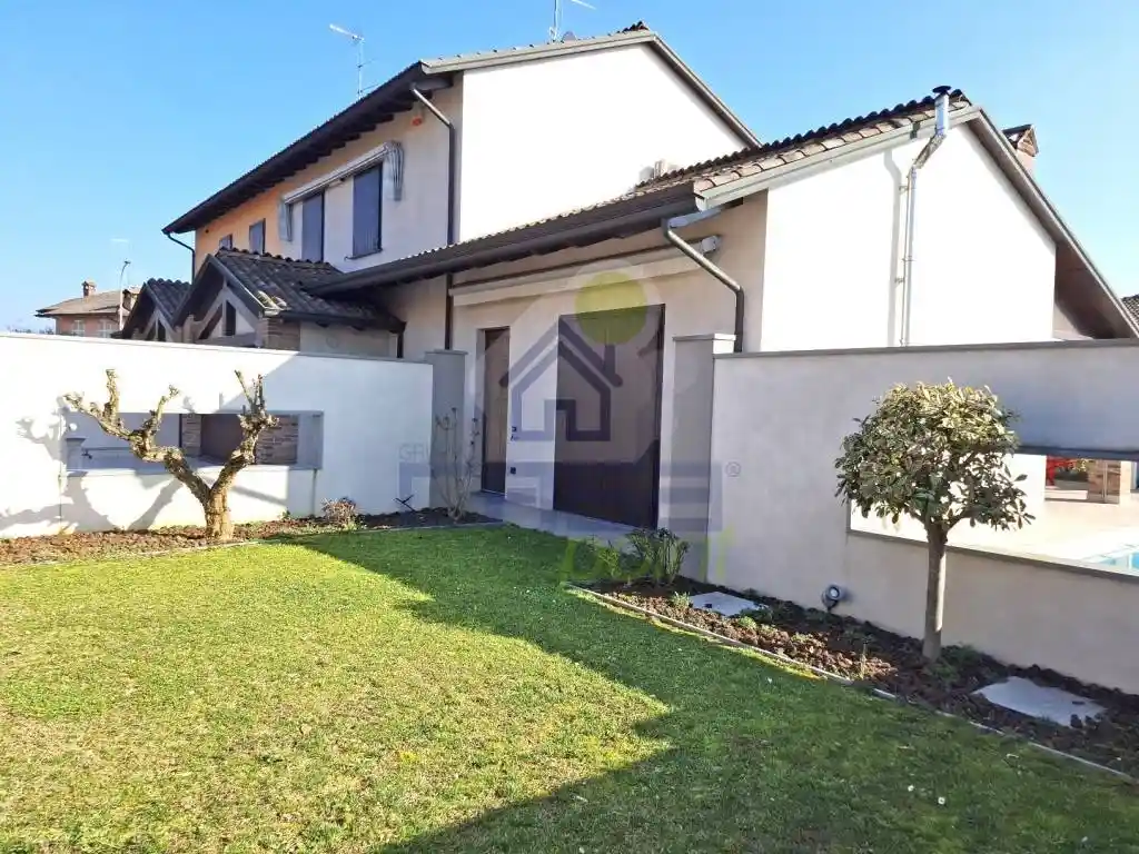 Villetta a schiera - foto 2