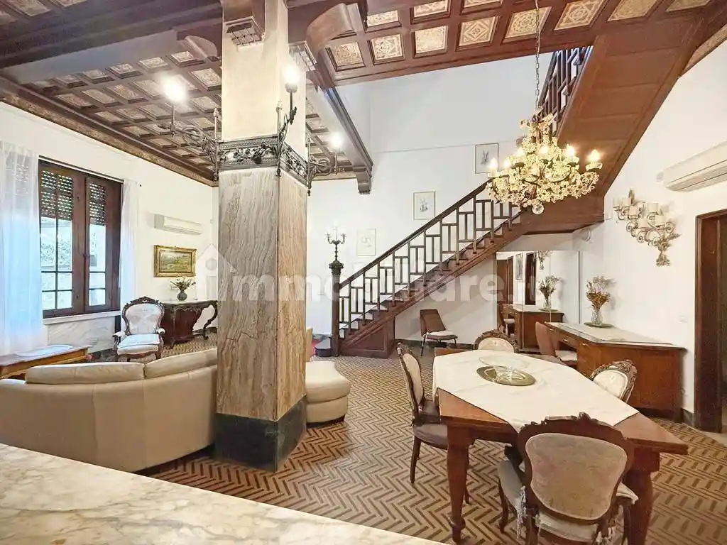 Villa in vendita a Pietrasanta