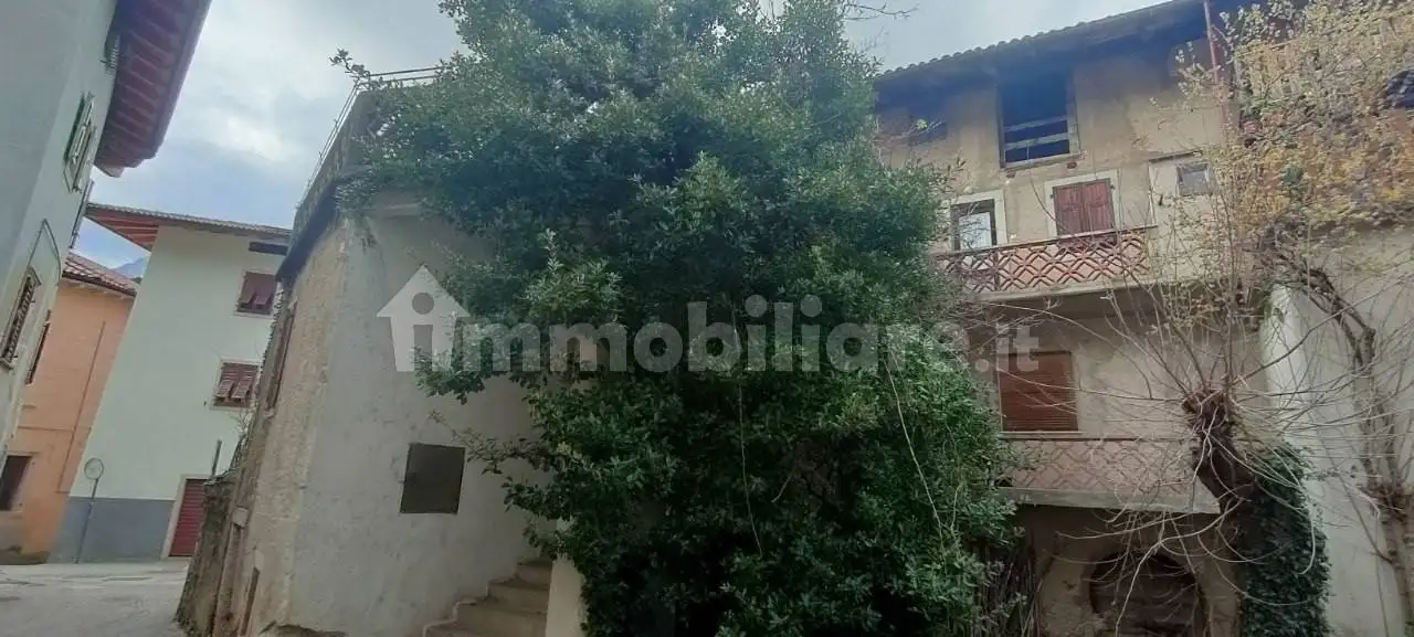 Casa indipendente in vendita a Madruzzo