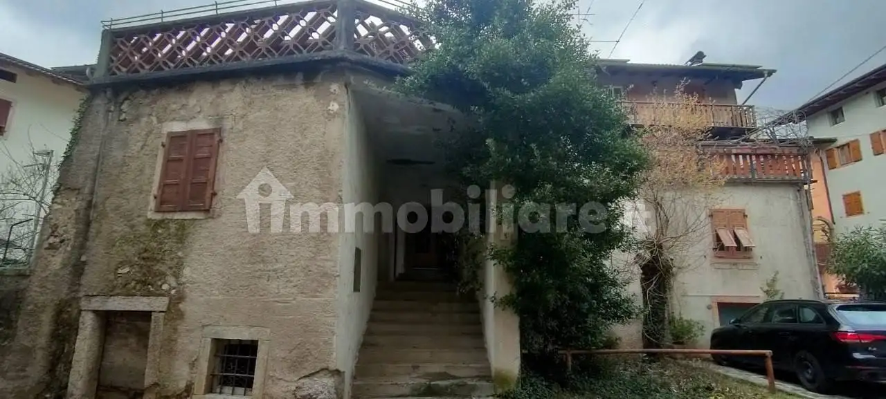 Terratetto plurifamiliare 330 m², da ristrutturare, Lasino, Madruzzo - foto 2