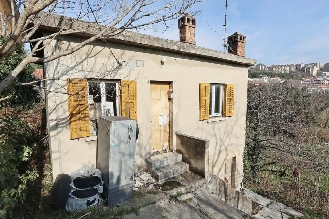 Casa indipendente in vendita a Trieste