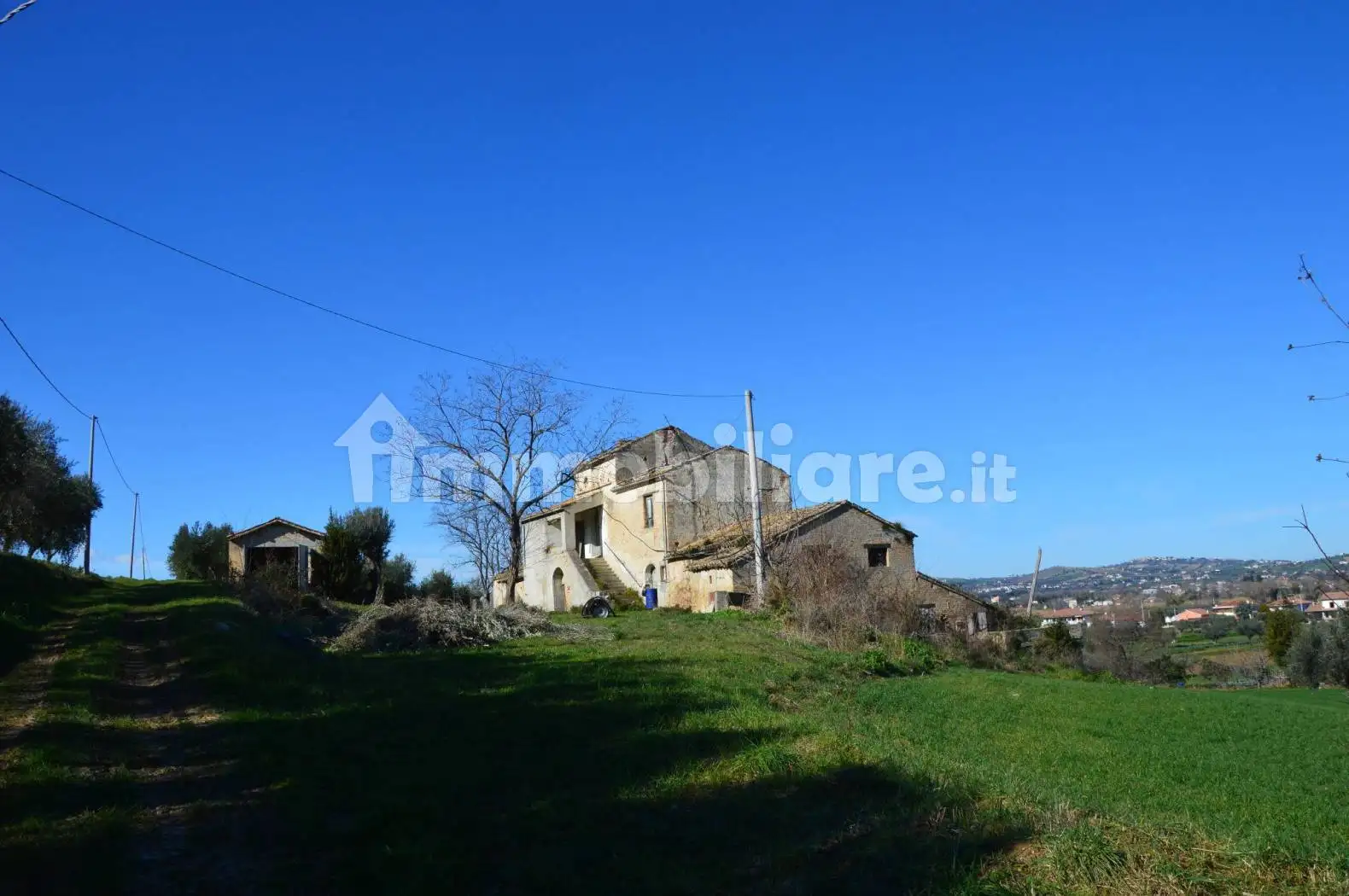 Rustico - Casale in vendita a Roseto degli Abruzzi