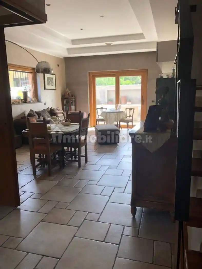 Appartamento in vendita a Guidonia Montecelio