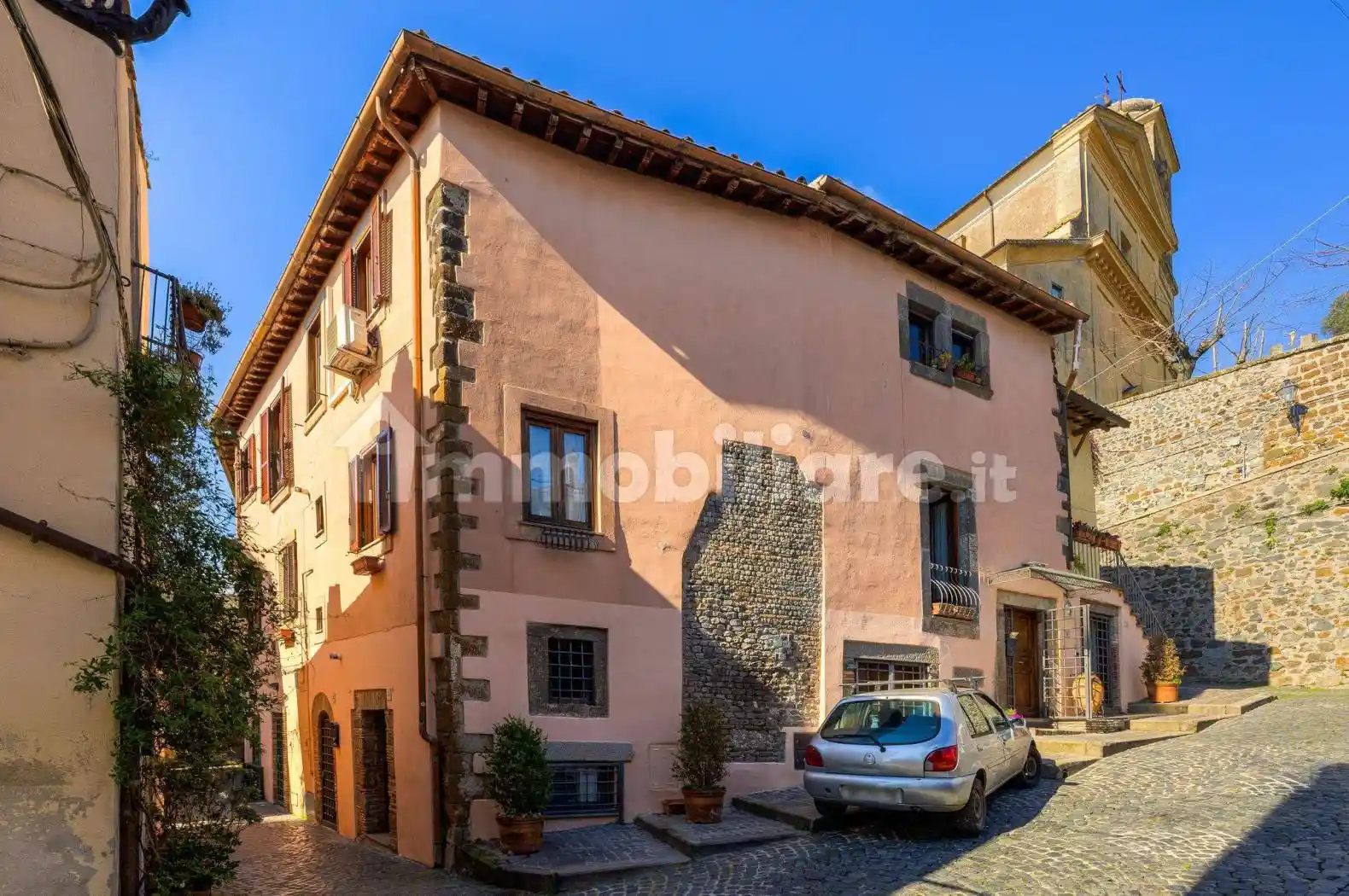 Casa indipendente in vendita a Trevignano Romano