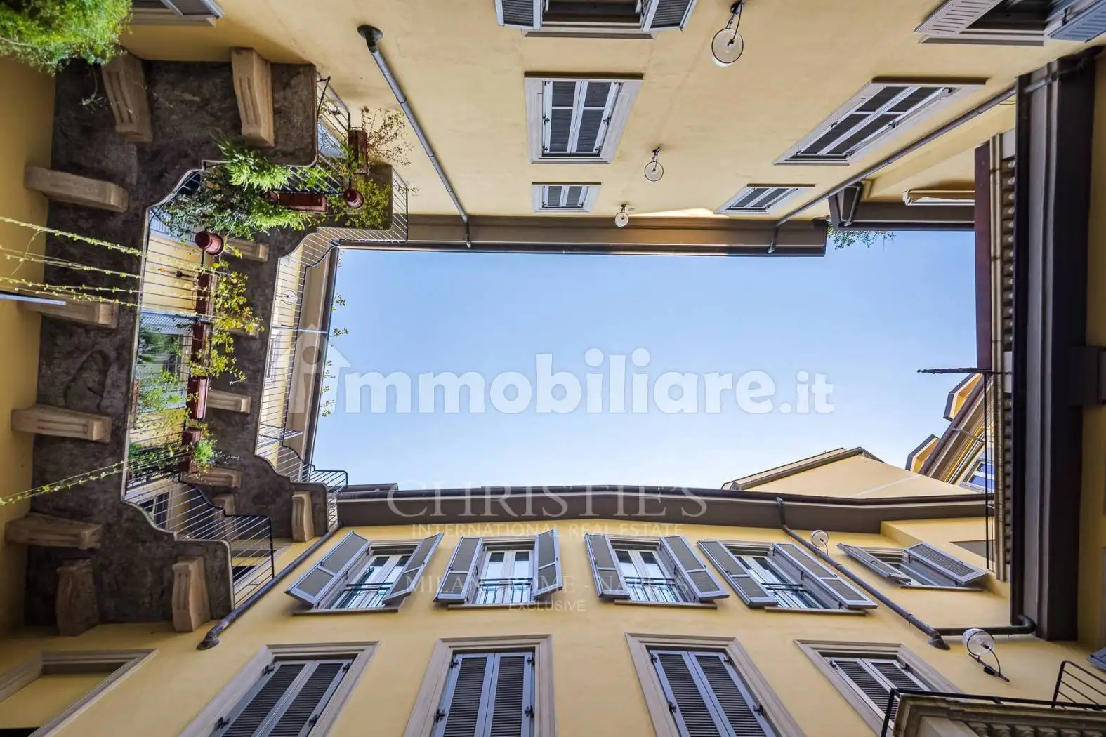 Penthouse - Attic in vendita a Milan