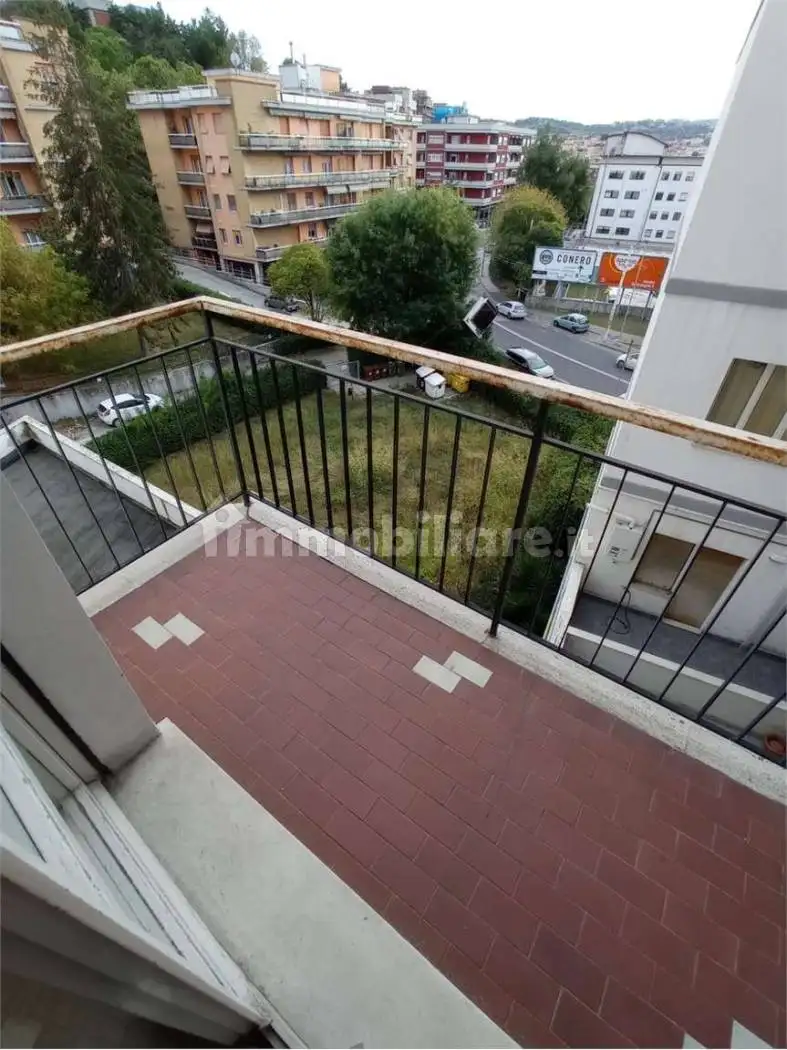 Appartamento in affitto a Ancona