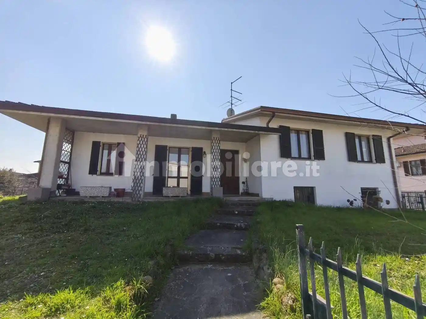 Villa in vendita a Carpaneto Piacentino