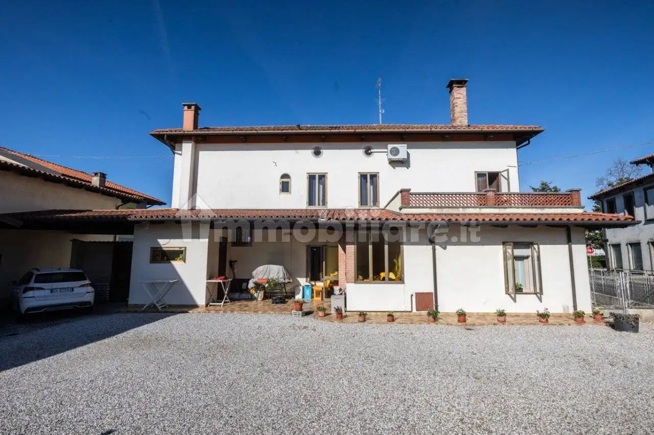 Villa unifamiliare via Divisione Julia 35, Buttrio - foto 2