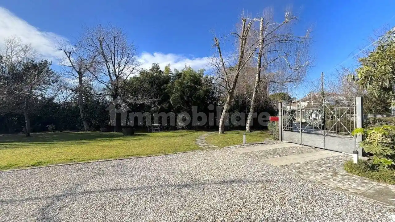 Villa in vendita a Pavia di Udine
