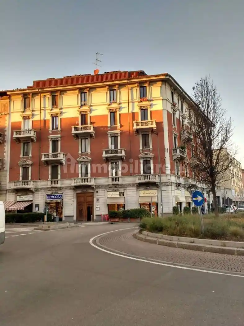 Bilocale via Giacomo Watt 4, Barona, Milano - foto 2