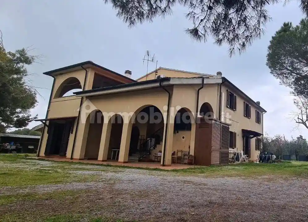 Villa in vendita a Piombino