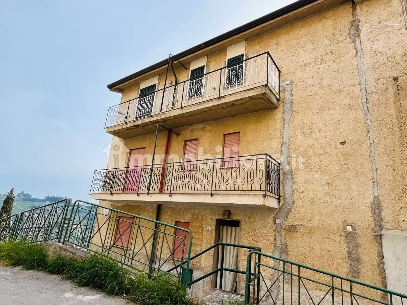 Appartamento in vendita a Campofelice di Roccella