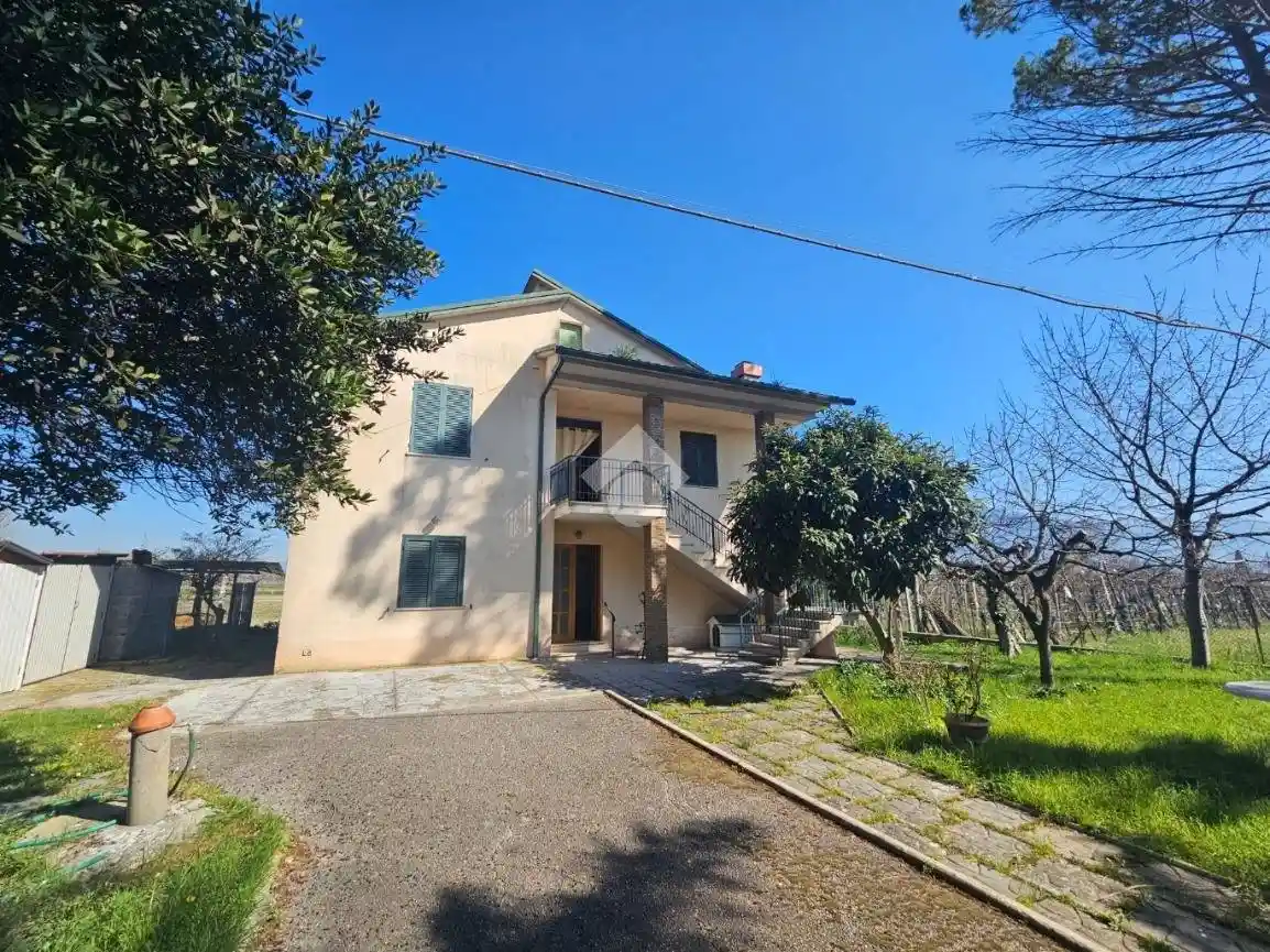 Villa in vendita a Montefalco