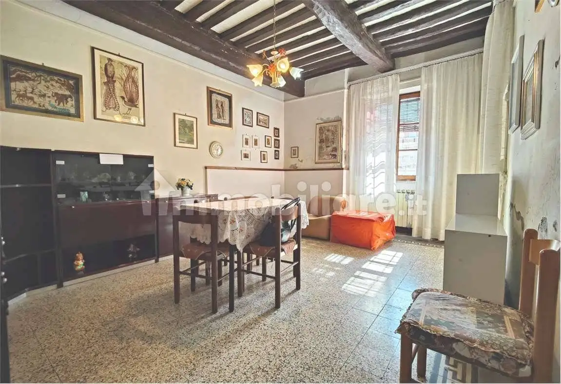 Casa indipendente in vendita a Lucca