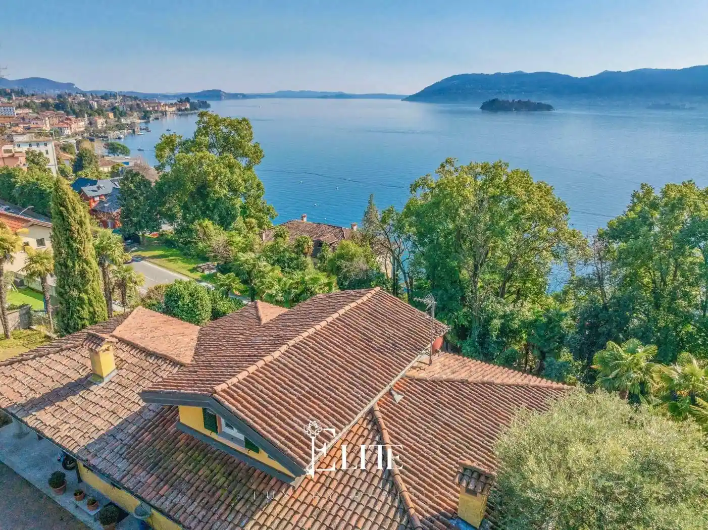 Villa in vendita a Verbania