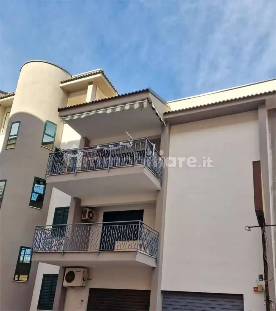 Appartamento in vendita a Carini