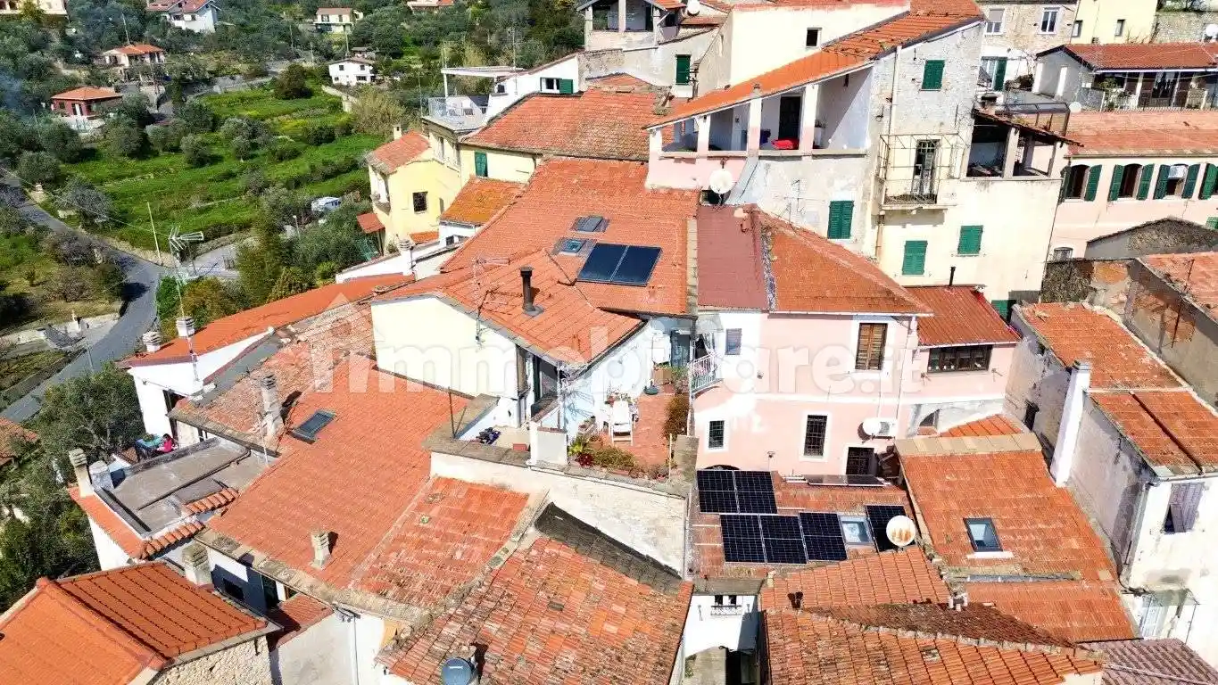 Appartamento in vendita a Imperia