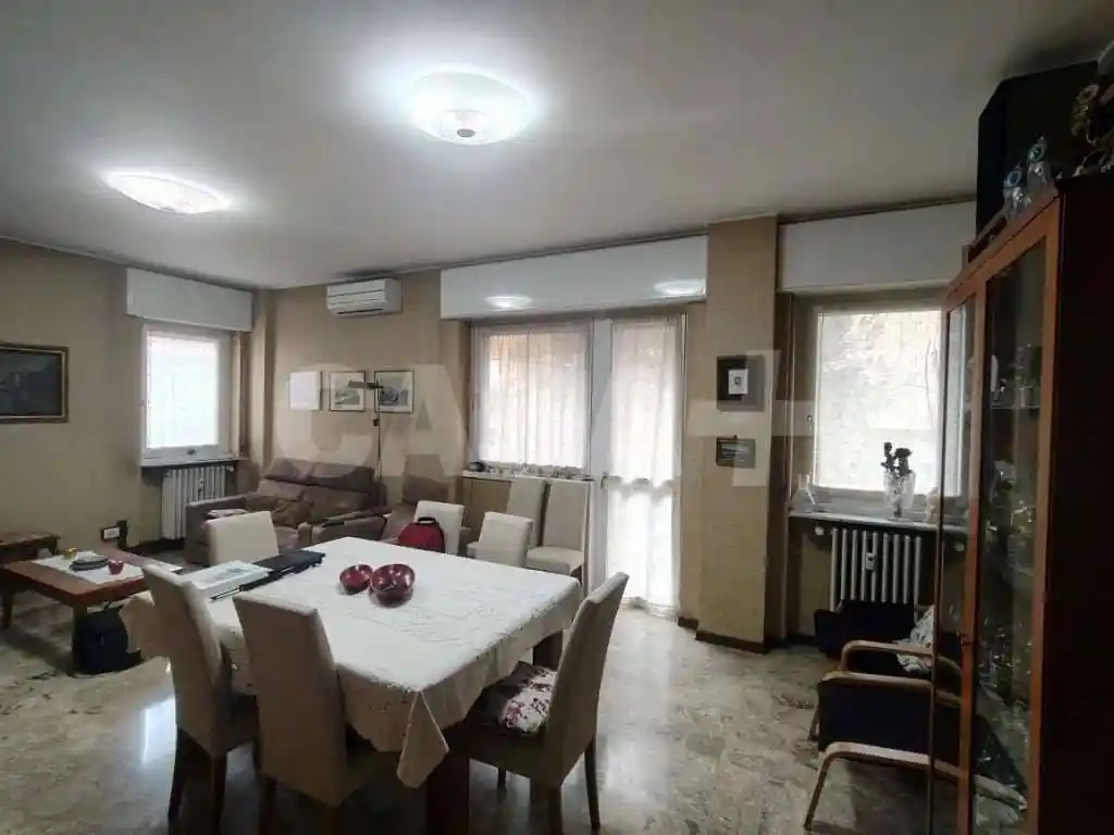 Appartamento in vendita a Varese